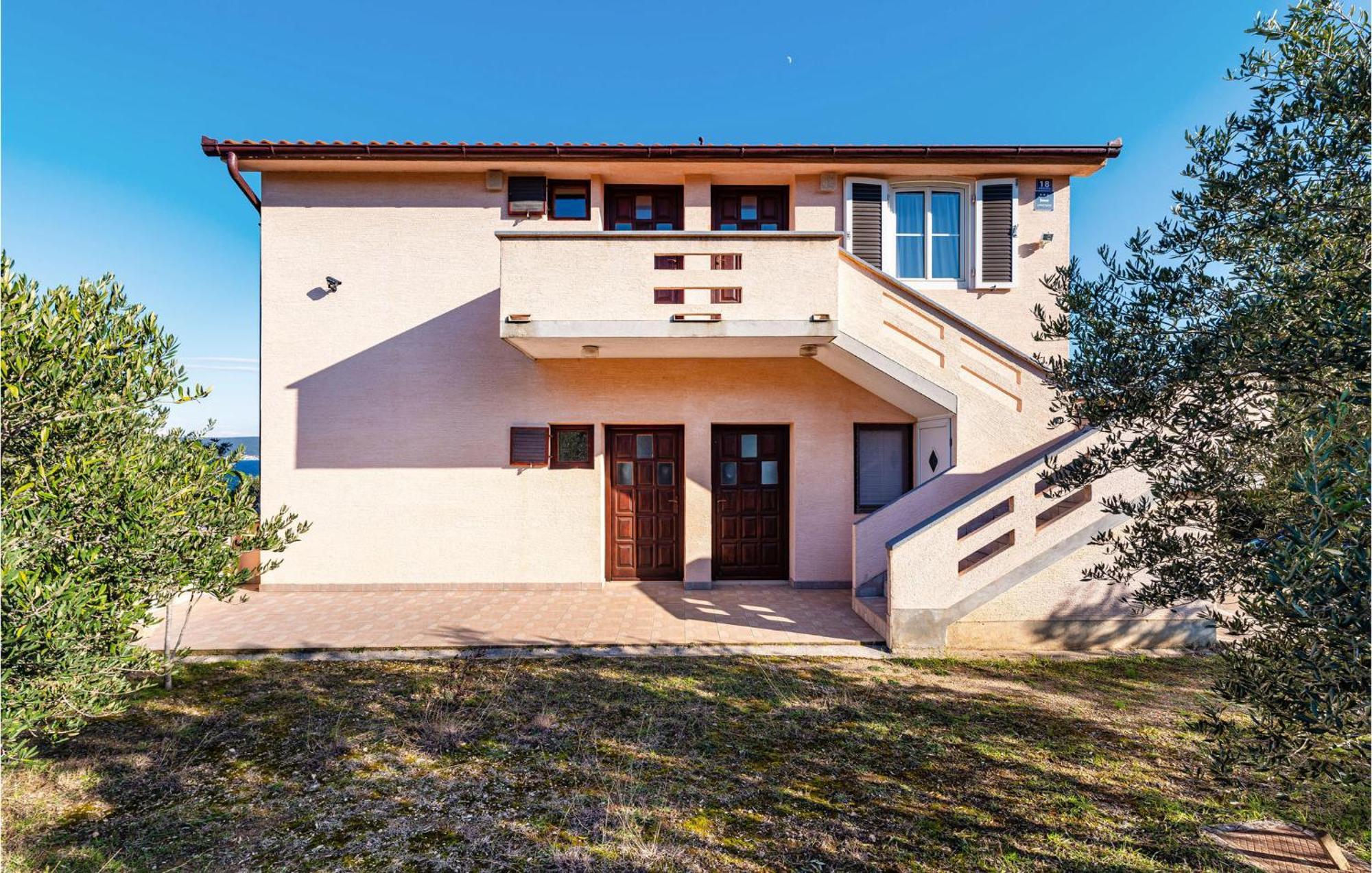 2 Bedroom Amazing Apartment In Nevidane Exterior photo